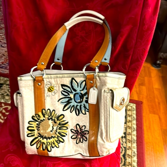 Coach Handbags - Rare Limited Edition Coach Bumble Bee & Flower 10.5”x9.5” Good Condition